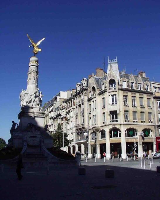 Apppartement Des Sacres De Reims Apartman Kültér fotó